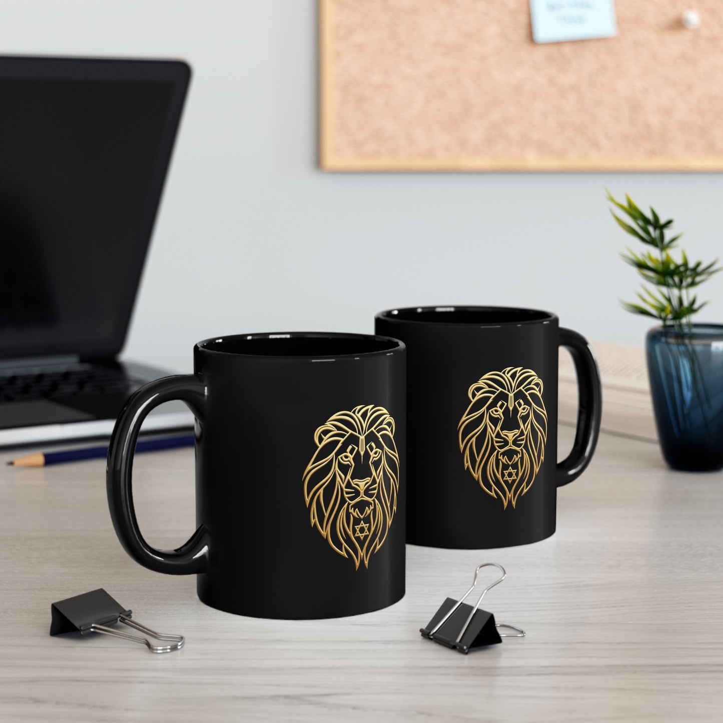 The Aryeh Collection: Gold Lion Black Mug